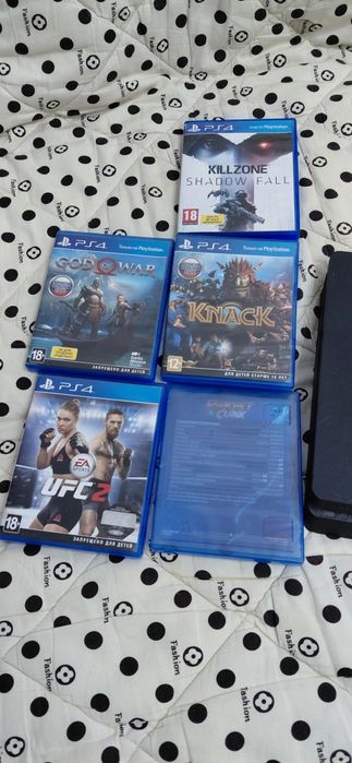 Продам Сони Плайстейшн 4