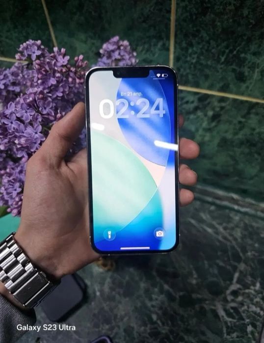 Iphone 13 Pro золотистый
