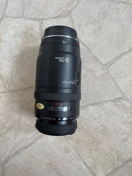 Obiectiv tele-zoom Canon EF 70-210mm f/4 constant-montura metal