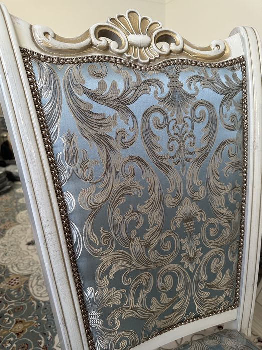 Стулья 16 шт,в отличном состоянии