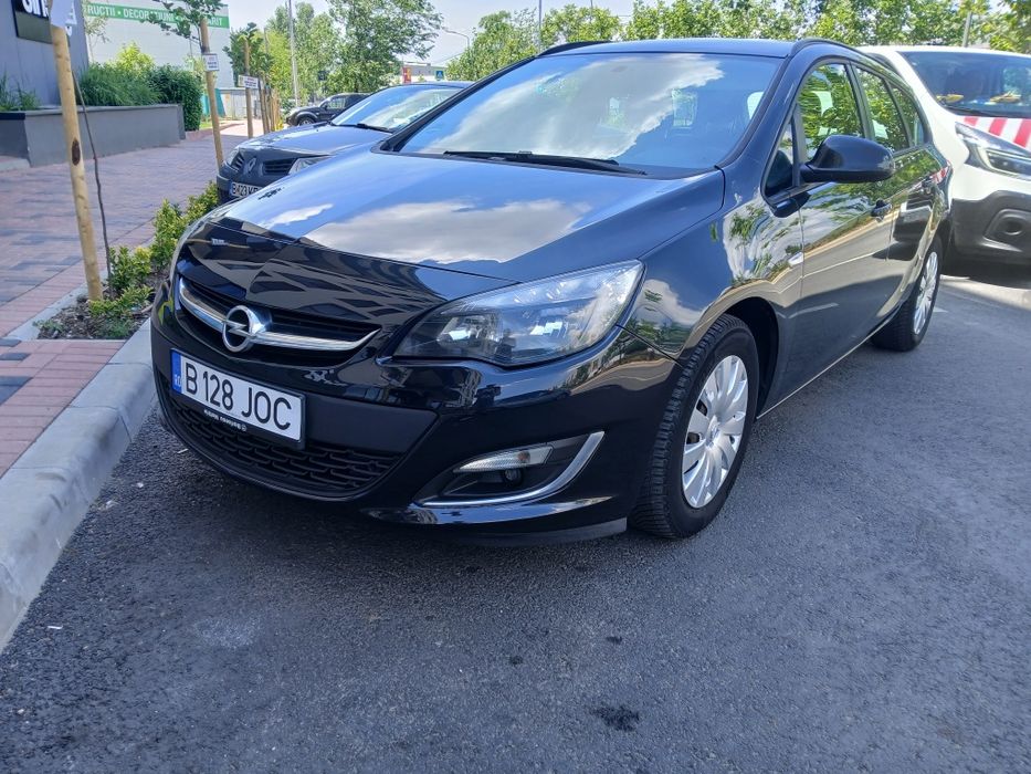 OPEL Astra 2013