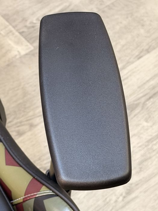 Продаю игровое кресло | Canyon GAMING