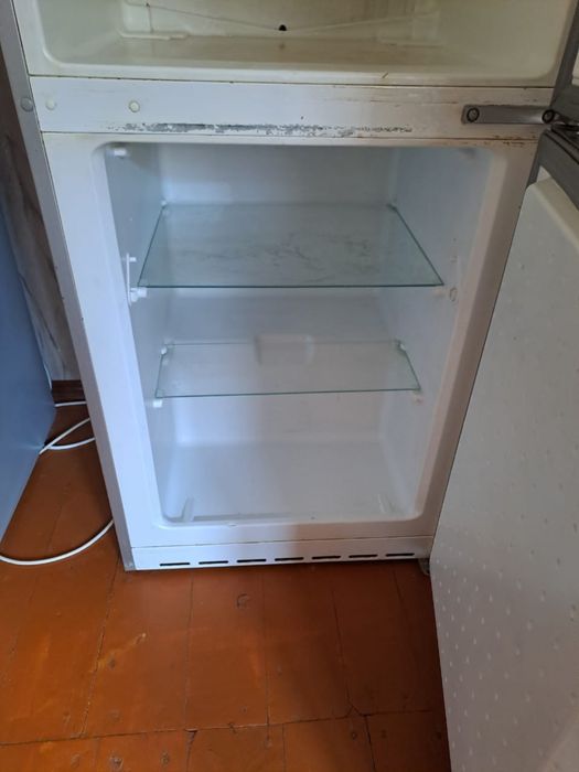 Холодильник сатылады