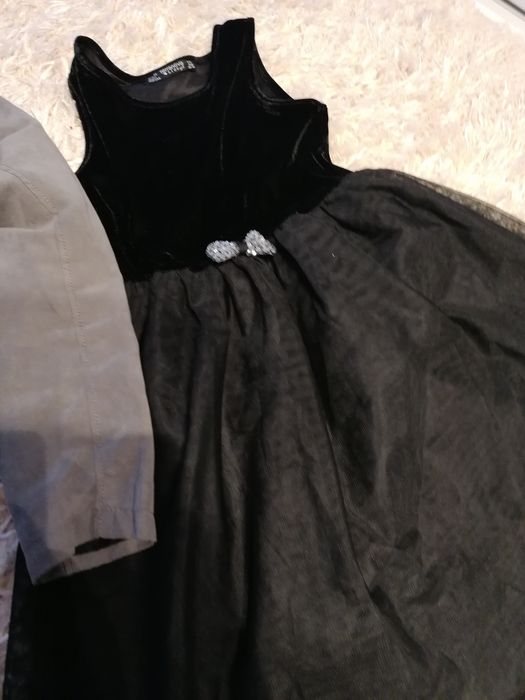 Rochita superba fetita 10-11 ani si gecuta H&m. In stare excelenta.