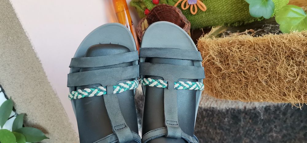 Сандали Clarks 38.5.естествена кожа