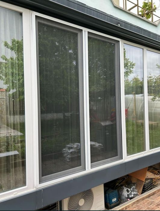 Комарници по поръчка, доставка и монтаж, реглаж на дограма