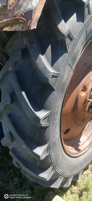 Продам трактор без двигателя