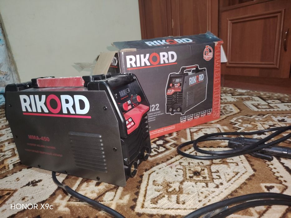 Svarka aparati sotiladi holati yangi