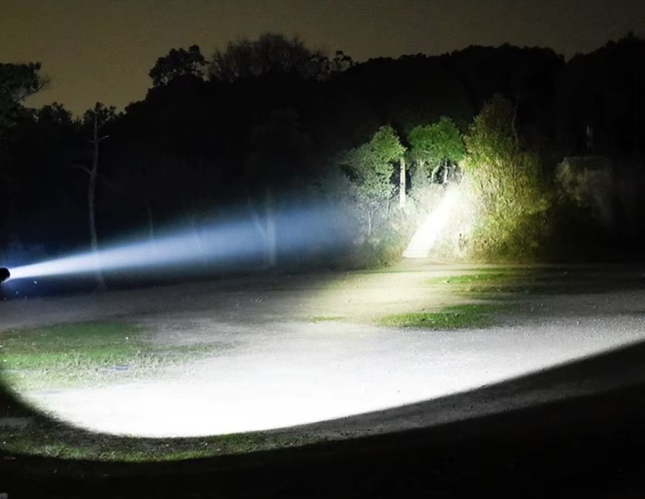 Супер мощный электрофонарь