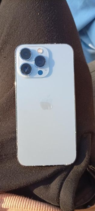 Vand iphone 13 pro 256gb