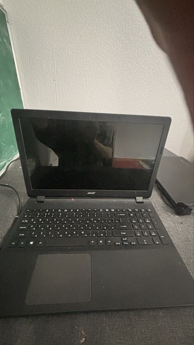 2. Acer Aspire ES1-531