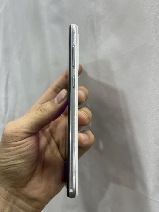 SAMSUNG A52 128GB.        .