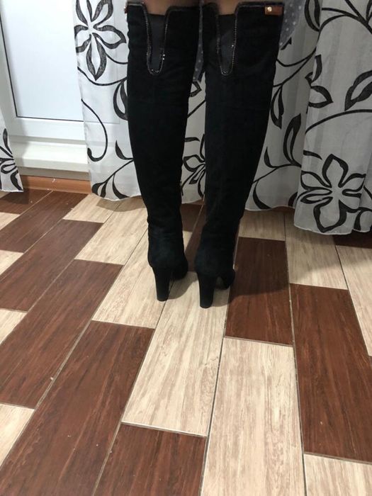 Продам зимние ботфорты