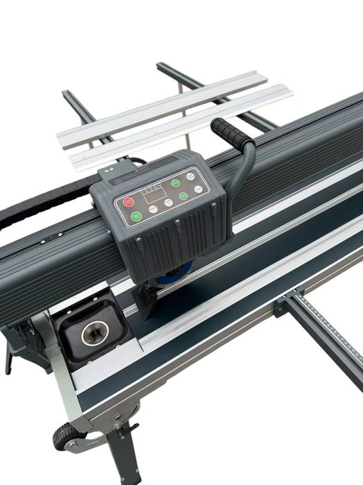 Машина за водно рязане CYP D135