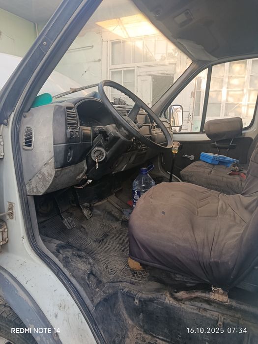 Gazel furgon yuk  2005 yil