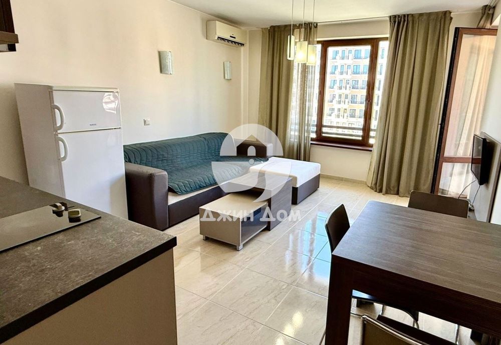 Продава се Двустаен апартамент в Свети Влас - 62 кв.м за 1726 €/кв.м - Снимка #1