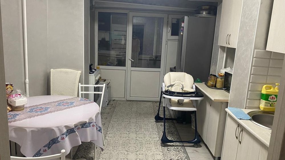 Продается 3 комнатная квартира