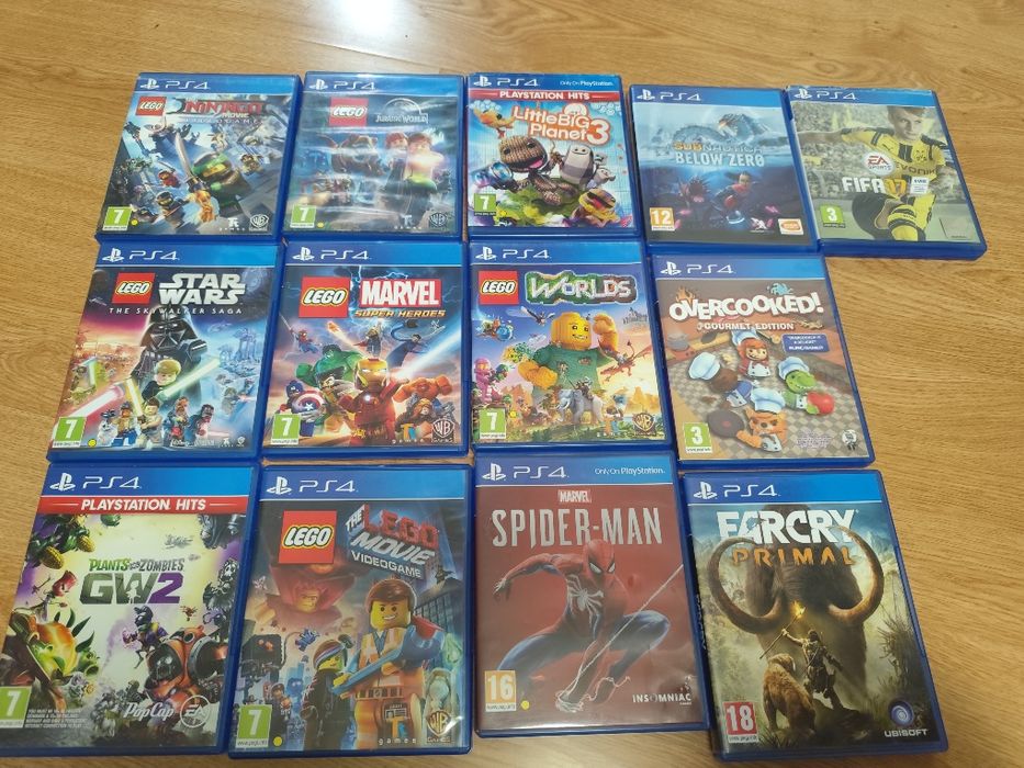 Ps4 slim+15 jocuri+2 controllere