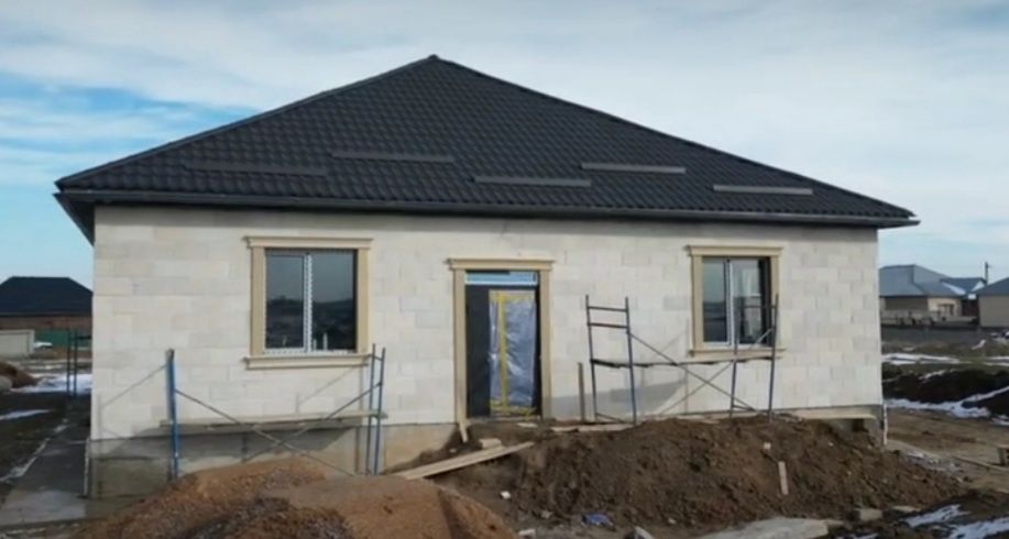 Строительный бригада есть