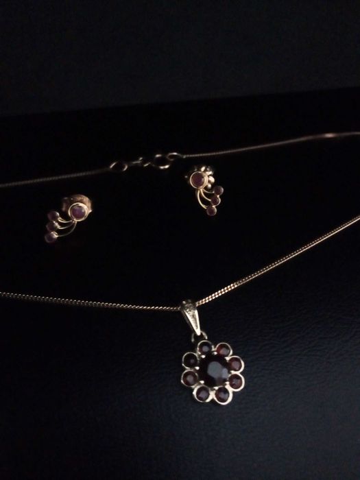 Винтидж златен лот с естествени рубини и гранат/злато с розов кварц