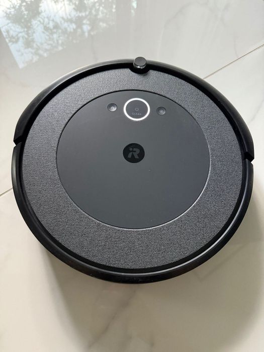 Прахосмукачка робот Roomba i3