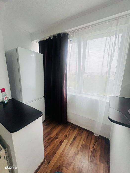 titan 4-5 miute metrou moderna libera