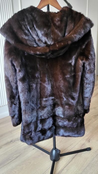 Норковая шуба коричневая