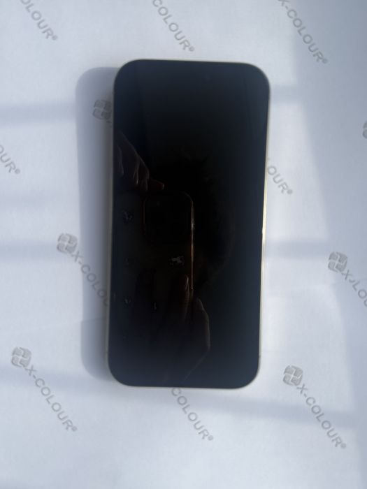 Продам айфон 16 про