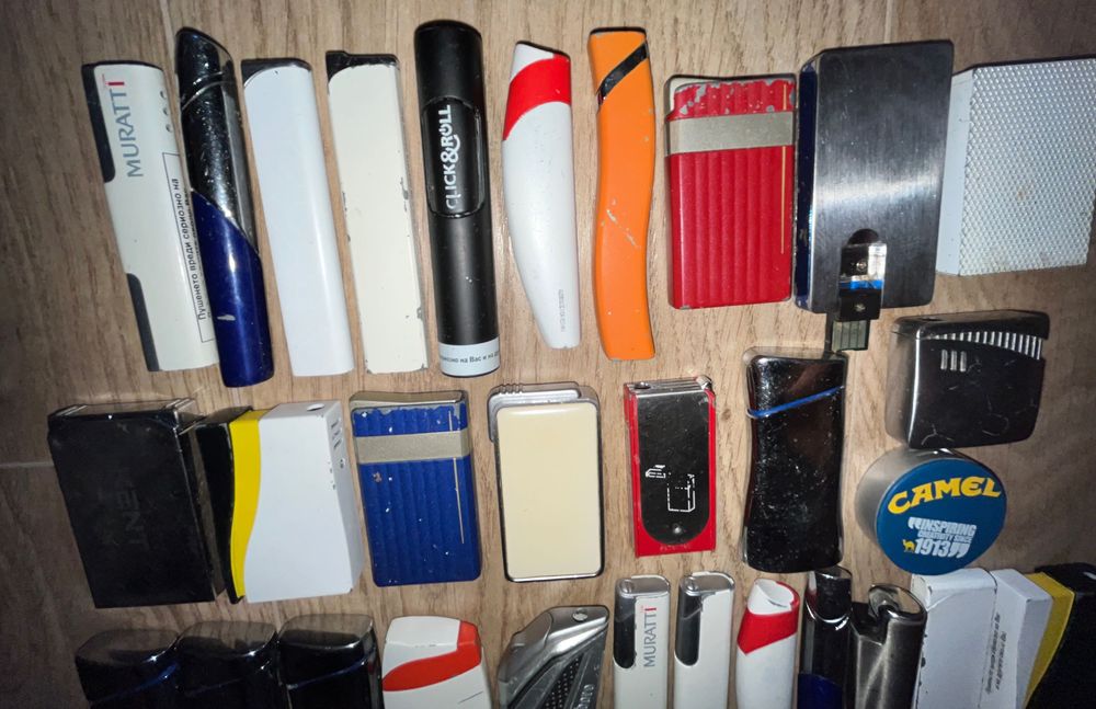 Метални рекламни запалки незаредени по 2 лв