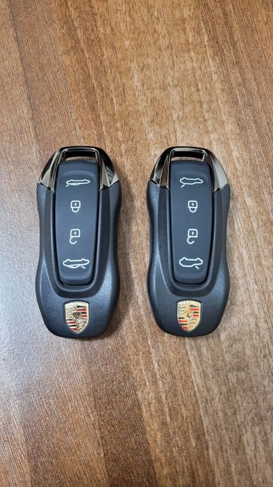 Carcasa cheie cu 4 butoane Porsche 2025  +