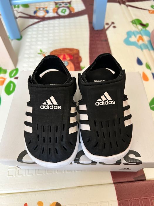 Детски обувки Biomecancs, Adidass, Колев и Колев