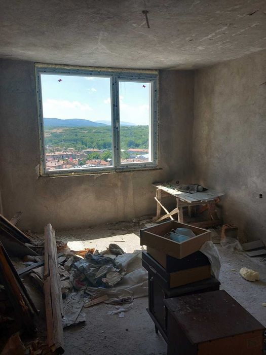 Продава се Тристаен апартамент в Дупница - 80 кв.м за 938 €/кв.м - Снимка #5