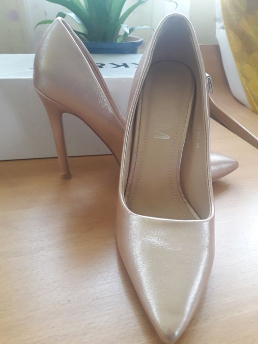 Pantofi stiletto aurii mar 36