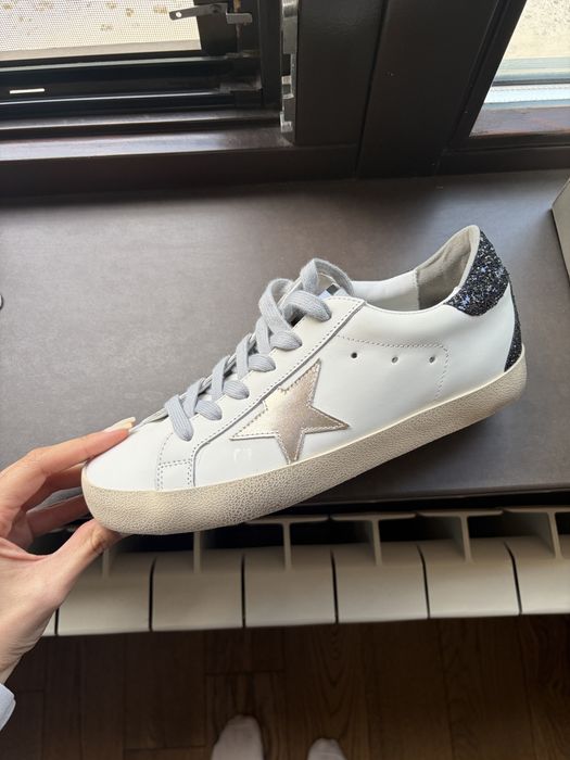 Сникърси Golden Goose