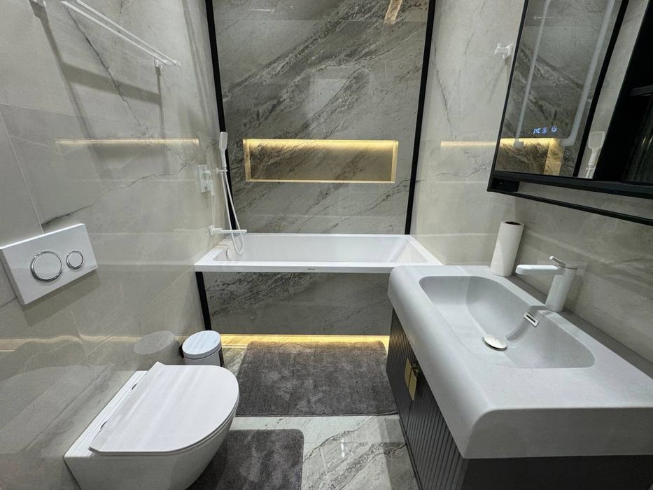 Продается 3хком новостройка в центре