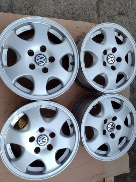 Перфектни Gamaparts 15-5x112 et55 6.5j  Фолксваген Шаран