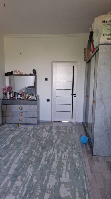 2/5/5 Максим горький Художник