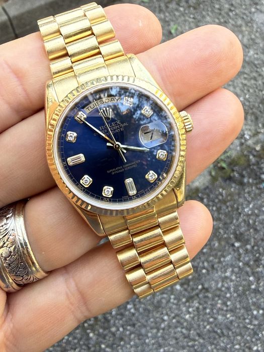 Rolex day Date Blue dial diamond limited edition  - 18k - ceas cutie !