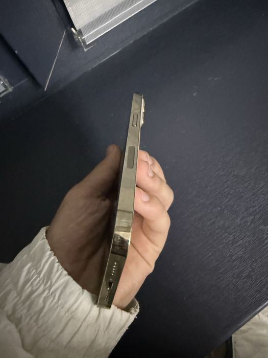 Айфон 13про хорошый