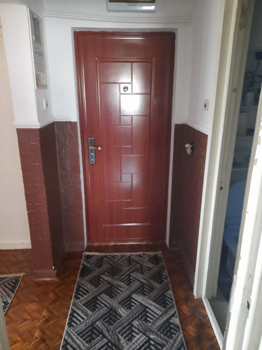Apartament cu 3 camere în Pogoanele, bl 8,ap 12,et 2cu utilitățile.