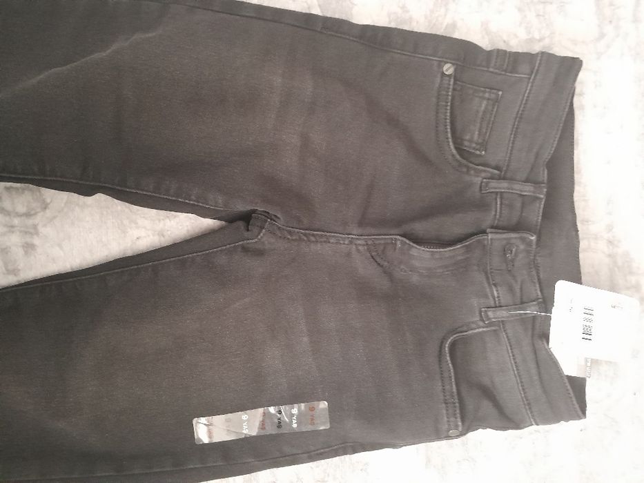 Тъмни дънки LC WAIKIKI