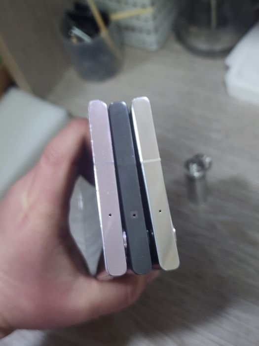 Samsung S23 Ultra xotirasi 12/256GB