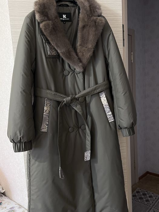 Продам куртку новая