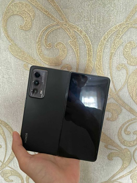 Продам honormagic v2