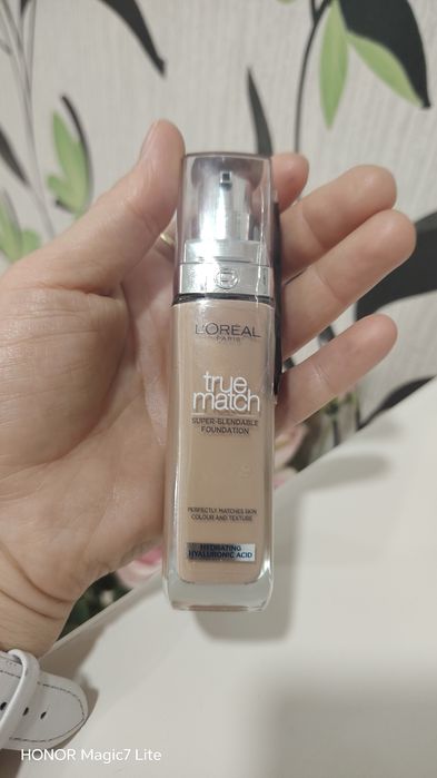 Fond de ten L'Oreal Paris 4N,nou