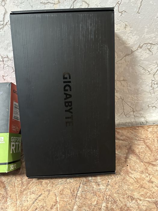 RTX 3070 gigabyte коробка
