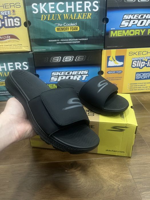 Мужские шлёпанци от Skechers