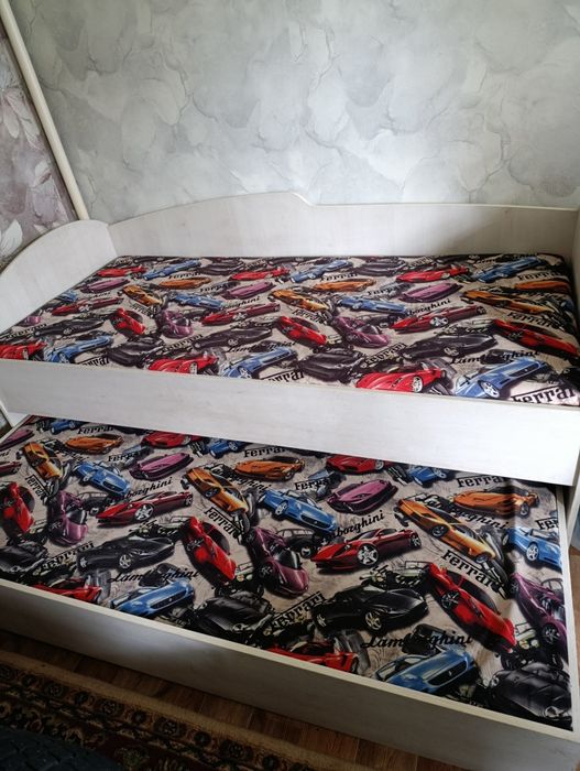 Продам кровать б/у
