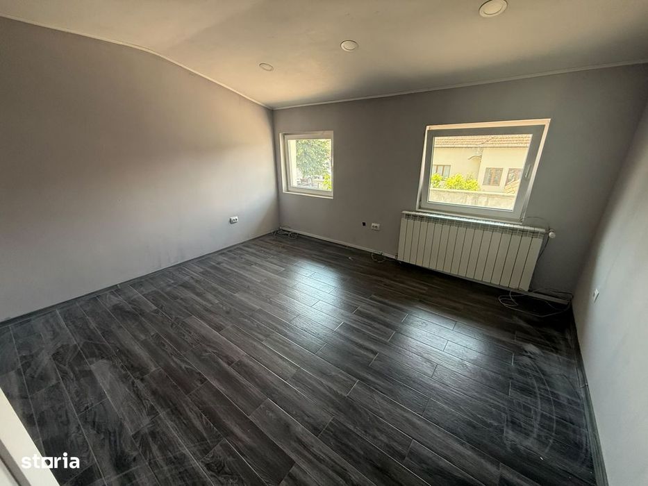 Spatiu comercial | 70 mp | 2 camere separate