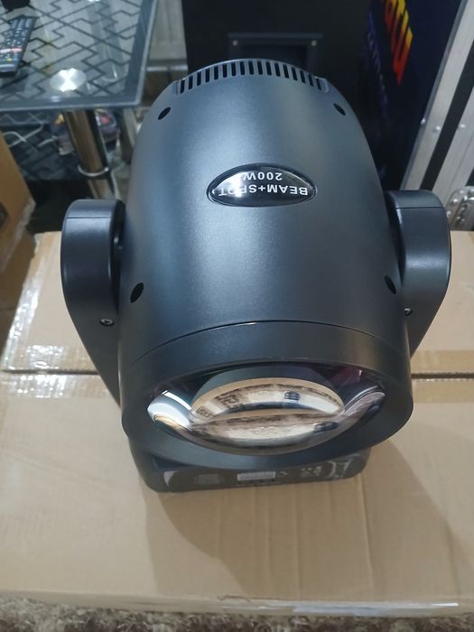 Moving head Beam 200w nou lumini disco